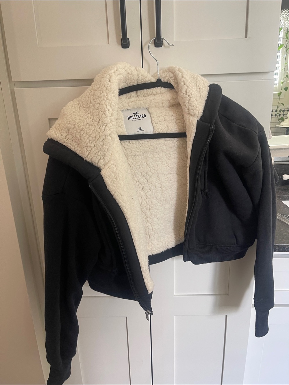 Hollister Black Zip-Up Hoodie with Cream Sherpa Lining